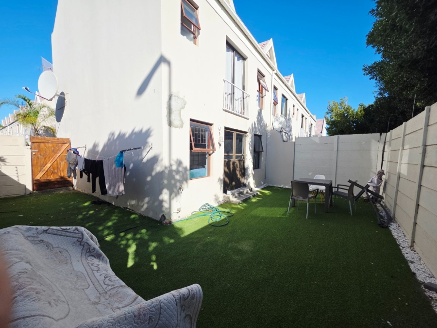 3 Bedroom Property for Sale in Parklands Western Cape